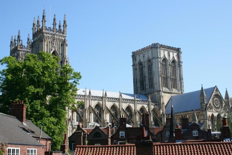 Minster Bells Apartment York Exteriör bild
